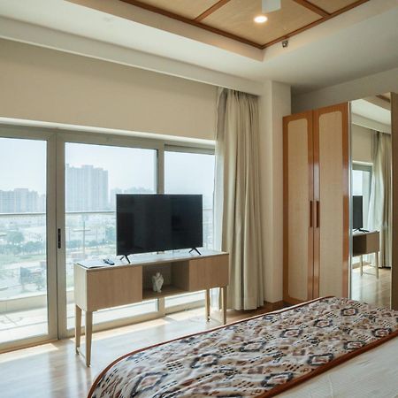Ar Suites Klj Square Gurgaon Dış mekan fotoğraf