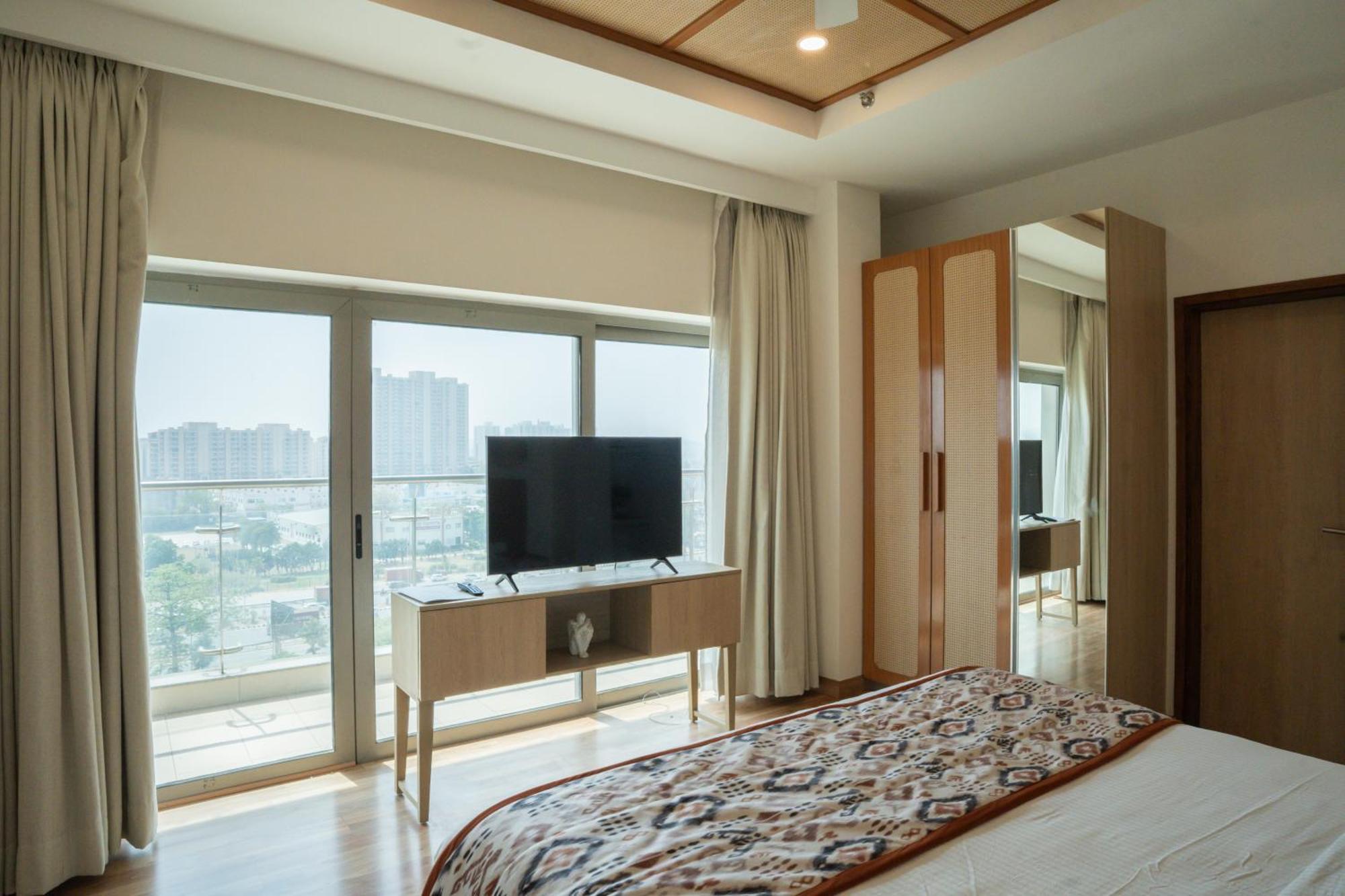 Ar Suites Klj Square Gurgaon Dış mekan fotoğraf