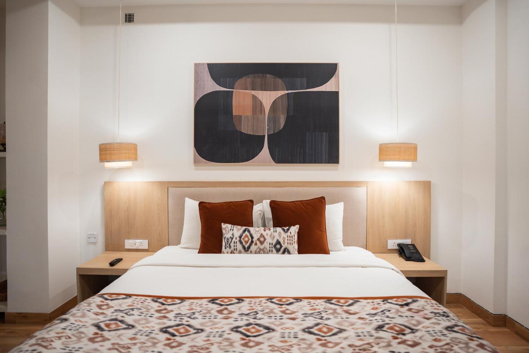 Ar Suites Klj Square Gurgaon Dış mekan fotoğraf