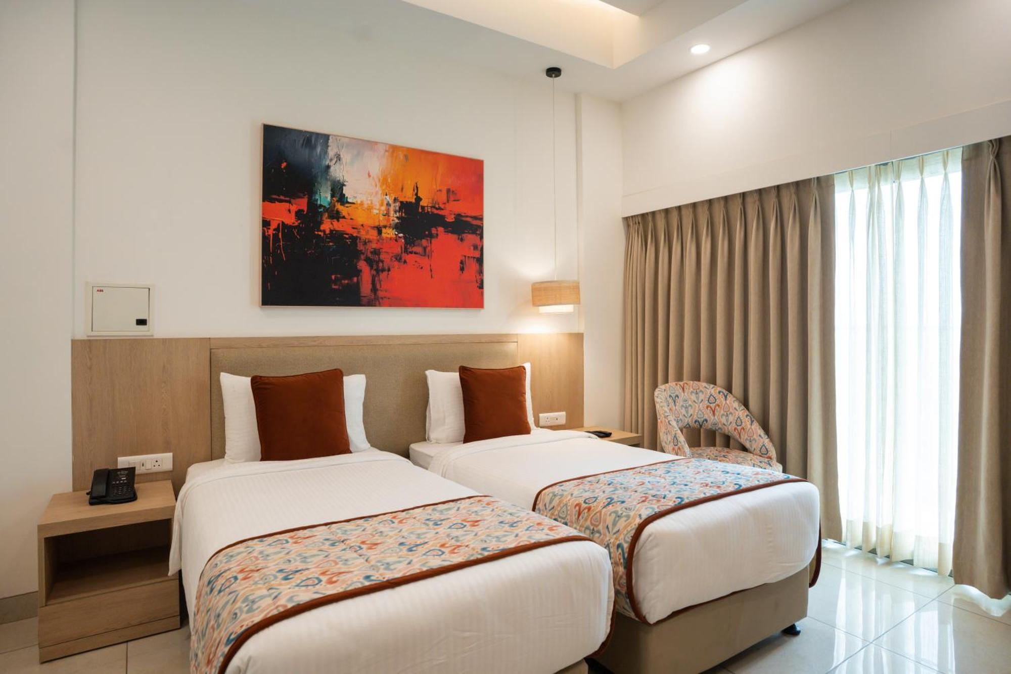 Ar Suites Klj Square Gurgaon Dış mekan fotoğraf