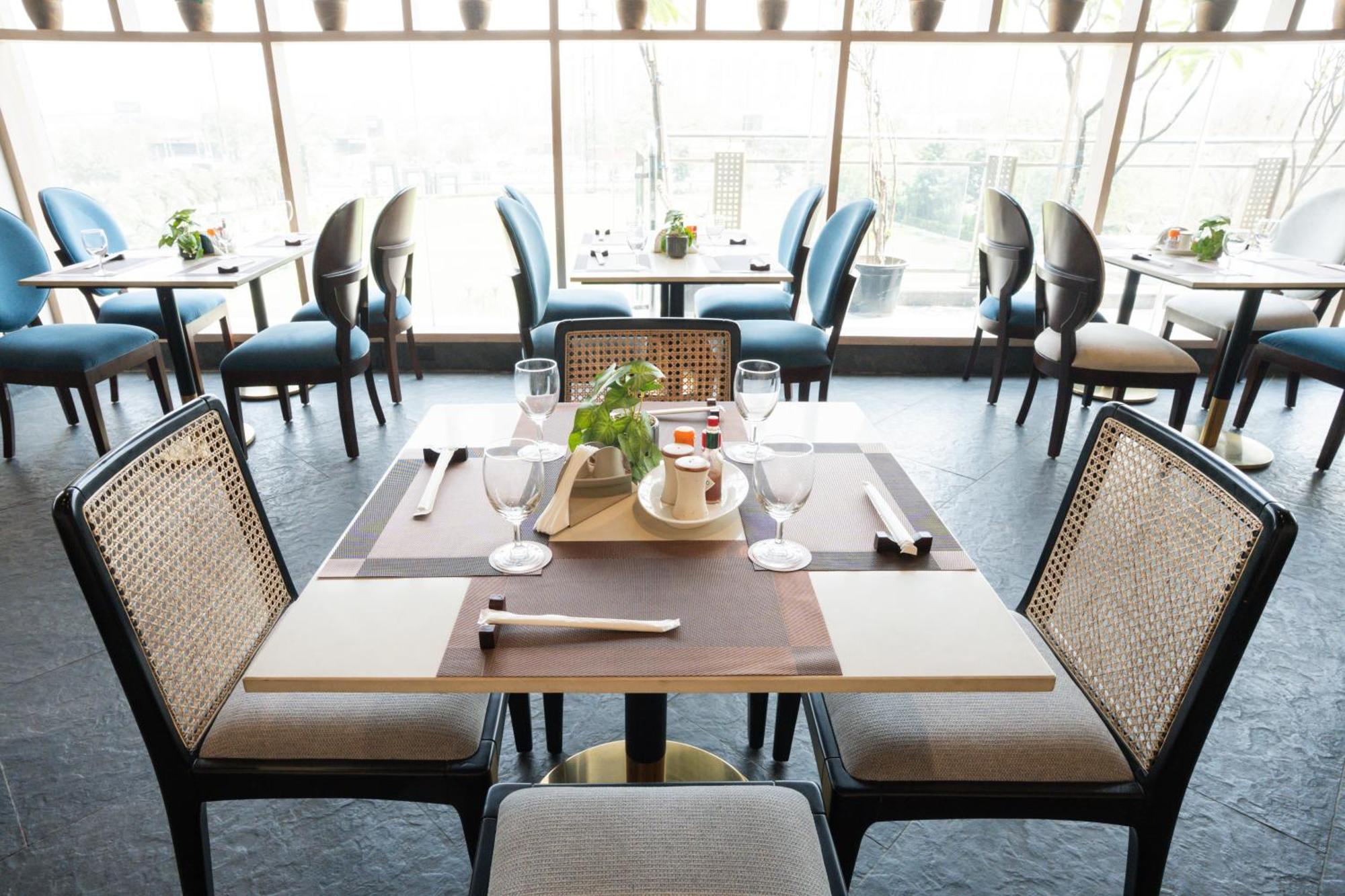 Ar Suites Klj Square Gurgaon Dış mekan fotoğraf